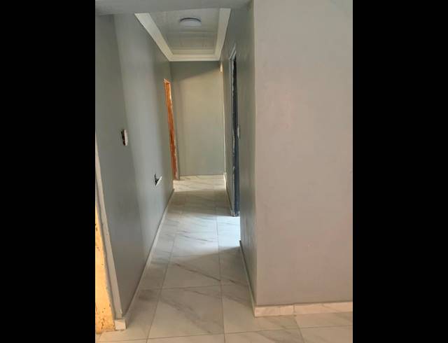 2 BEDROOM HOUSE FOR SALE IN TEMBISA EXT 7